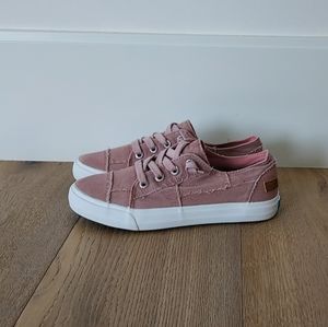 Blowfish Mercado dusty pink white flat shoe sneaker womens 8.5 nwob
